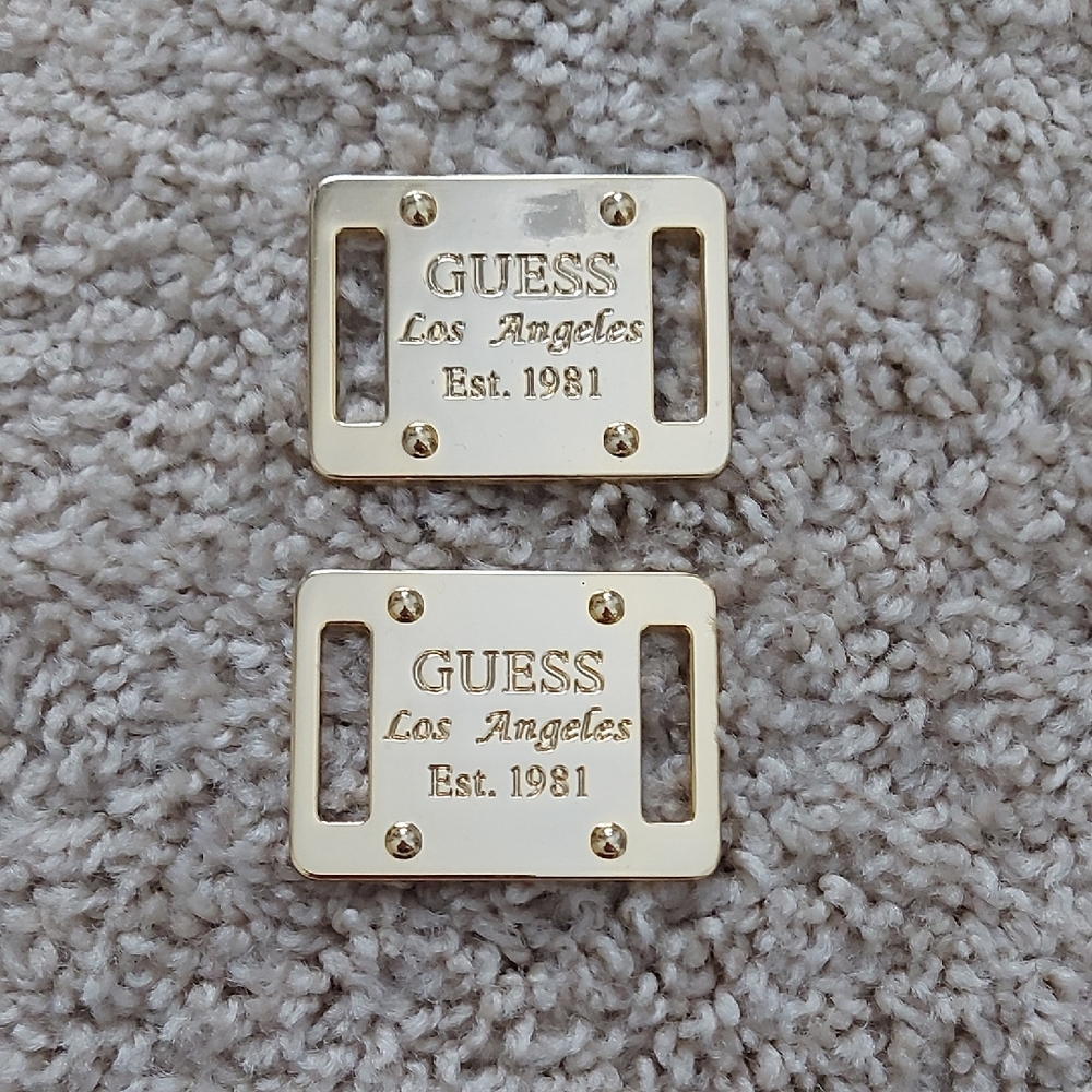 Guess Gold Engraved Plaques